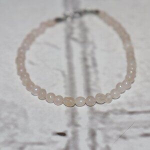 NWOT Natural Pink Rose Quartz beaded bracelet 7.5"